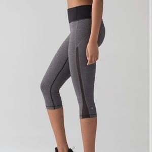Lululemon Smooth Stride Crop